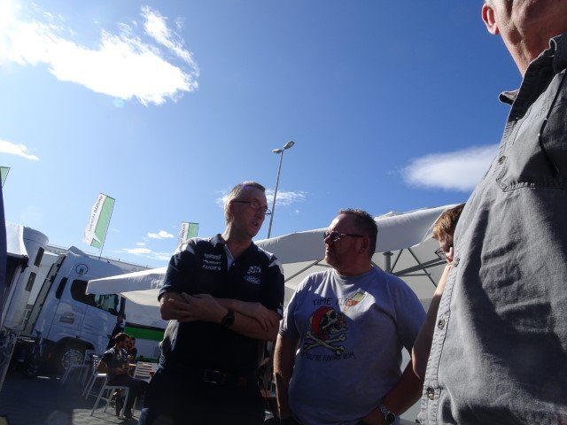 Fords Iain Tullie talking to Jon Neale